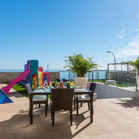 With Amazing Sea View, Pool, Cinema And Proaudio Santa Cruz de Tenerife