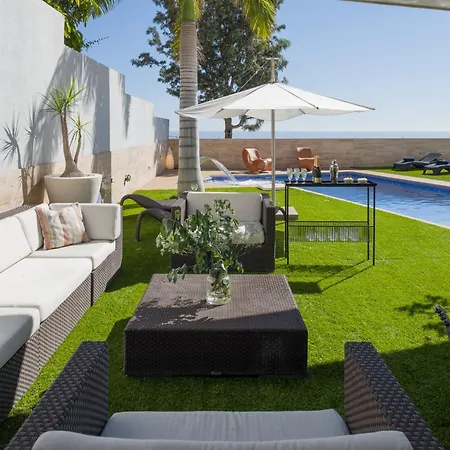 With Amazing Sea View, Pool, Cinema And Proaudio Villa *