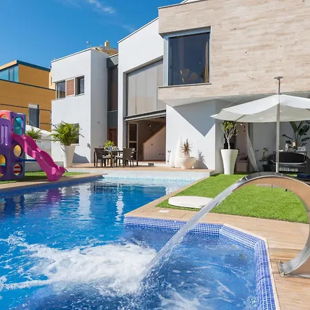 With Amazing Sea View, Pool, Cinema And Proaudio * Santa Cruz de Tenerife